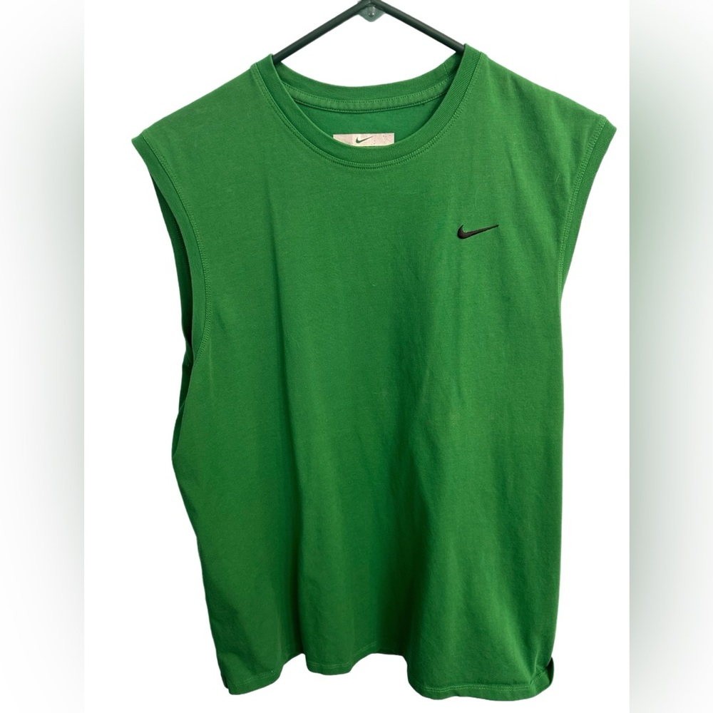 Nikes Sleeveless Shirt